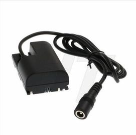 CC fittizia Jack dell'adattatore della batteria 5.5x2.5mm a LP-E6